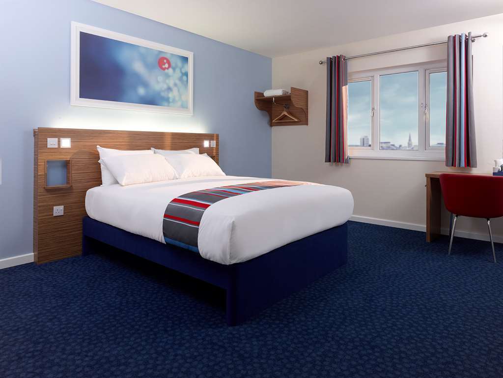 Travelodge Kettering Pokoj fotografie
